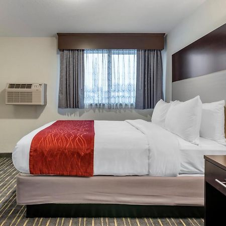 Comfort Inn & Suites Tigard Near Washington Square Eksteriør billede