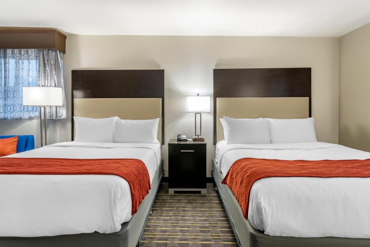Comfort Inn & Suites Tigard Near Washington Square Eksteriør billede